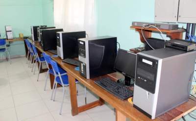 Internet nas escolas: projeto prevê fibra ótica para todos os alunos