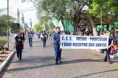 Escola Estadual Fábio Nackpar dos Santos, da Vila Botucaraí