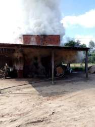 Bombeiros Voluntários combatem primeiro incêndio em estufa da safra 