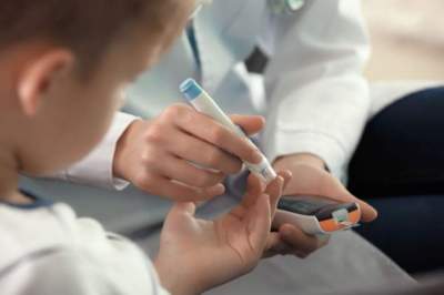  Pandemia da Covid-19 aumenta fatores de risco para diabetes em crianças e adolescentes