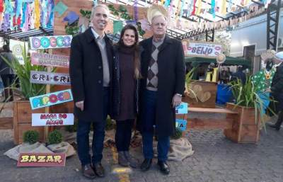 Prefeito Paulo Butzge, primeira-dama Gabriela e o vice-prefeito Nestor Ellwanger