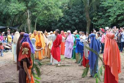 Devoção, promessas e encenação da via crúcis: a romaria ao Botucaraí