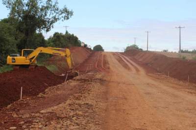 Obras de pavimentação da 410 têm ritmo reduzido