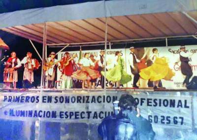 Apresentação realizadas pelo grupo em Montevidéu, no Uruguai, em 1995