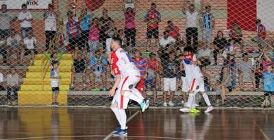 Ao final da partida, jogadores do Atlético comemoraram bastante a vitória