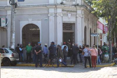 Vacinação em primeira dose será retomada sábado