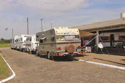 Encontro de Motorhomes tem início neste sábado, 8, e se estende até o dia 16 de abril no Parque Municipal de Eventos Itamar Vezentini 