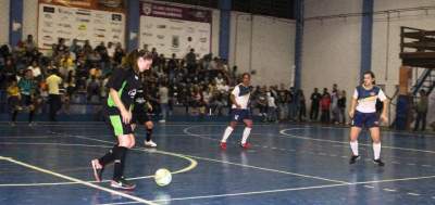 Colégio Medianeira 8 x 3 Galácticos Feminino