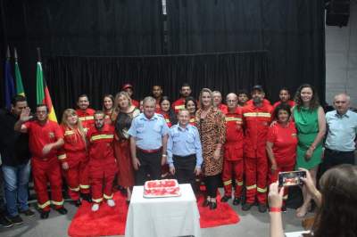 Homenagens marcam o aniversário de 25 anos dos Bombeiros Voluntários de Candelária