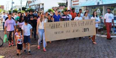 Marcha para Jesus abre o Natal das Candeias 2017