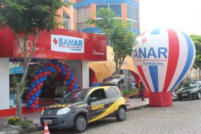 Rede Sanar de Farmácias inaugurou a filial 163 no centro de Candelária - Fotos: Tiago Mairo Garcia - Folha