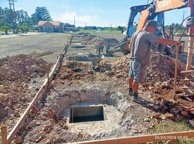 Obras do pavilhão de shows avançam 