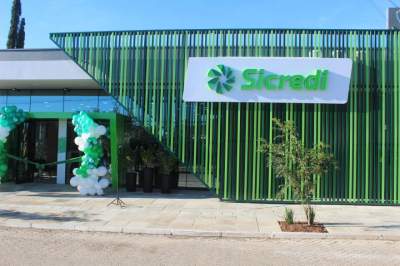 Sicredi inaugura moderna e ampla agência em Novo Cabrais 