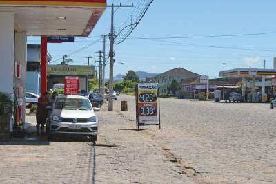 Em Candelária, preços tiveram uma redução de até 10 centavos na gasolina comum em alguns estabelecimentos