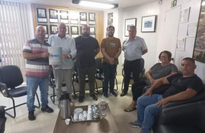 Proposta de reajuste de 13,07% aos servidores é apresentada ao prefeito