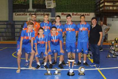 A equipe da Korpus: campeã da categoria Sub 17