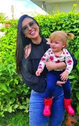 Cristiana Moraes Radünz,empresária e a filha Bella Radünz Henker.
