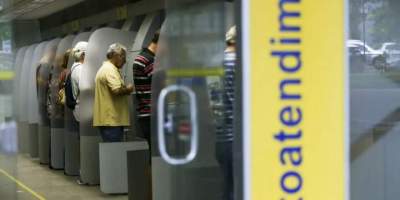 Bancos têm horários reduzidos de atendimento no final de ano