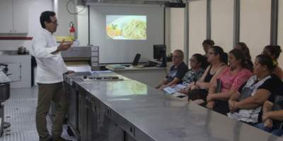 Carreta do SENAI já está recebendo alunos