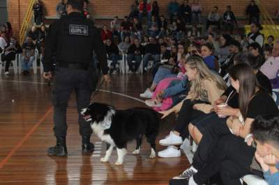 Um sábado de muitas atrações na Festa da Colônia