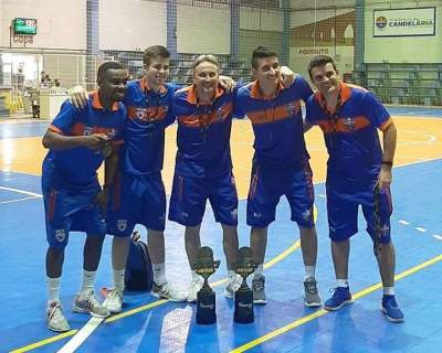 A comissão técnica da Korpus Futsal