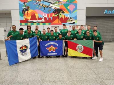  Colégio Medianeira embarca para Campeonato Brasileiro de futebol 11 em Recife