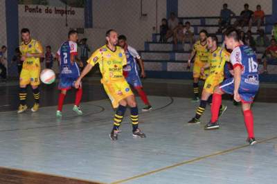 Atlético 2 x 3 Associação Marauense de Futsal (AMF)