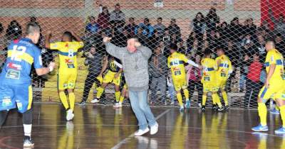 Ao final do jogo, atletas e integrantes da comissão técnica do Marvados comemoraram muito o empate